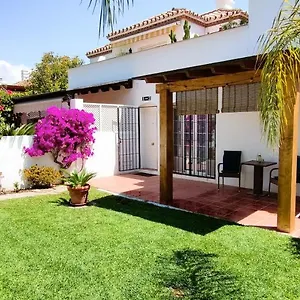 Con Jardin Y Piscina En Playa , Estepona España